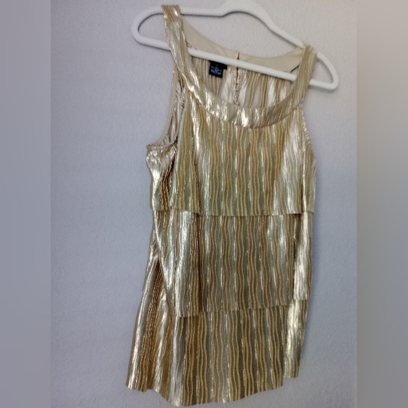 New Direction Women's Elegant Gold Sleeveless Top Blouse Size L - Picture 3 of 8